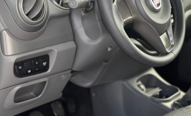 Fiat Palio ATTRA./ITÁLIA 1.4 EVO F.Flex 8V 5p 2013 Flex-6