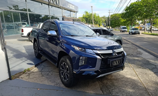 Mitsubishi L200 Triton Sport HPE-S 2.4 CD Dies. Aut 2023 Diesel-1