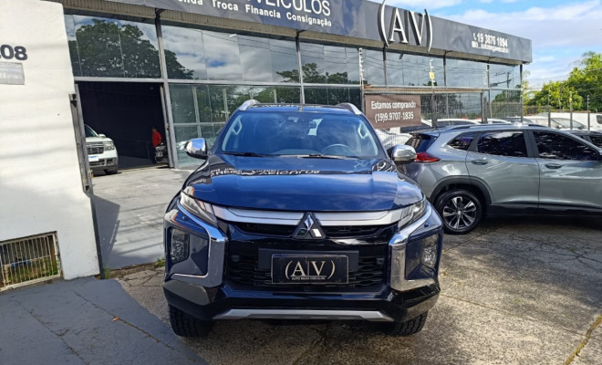 Mitsubishi L200 Triton Sport HPE-S 2.4 CD Dies. Aut 2023 Diesel-0