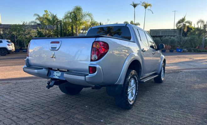 Mitsubishi L200 Triton HPE 3.2 CD TB Int.Diesel Aut 2014 Diesel-5