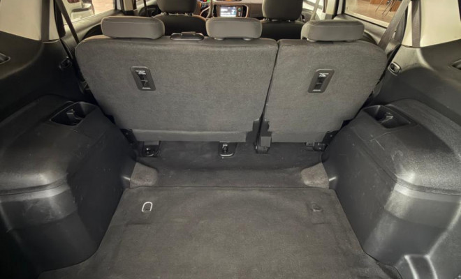 GM - Chevrolet SPIN LT 1.8 8V Econo.Flex 5p Mec. 2019 Flex-14