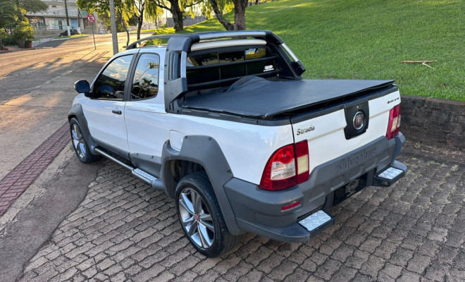 Fiat Strada Adventure1.8/ 1.8 LOCKER Flex CD 2012 Flex-3