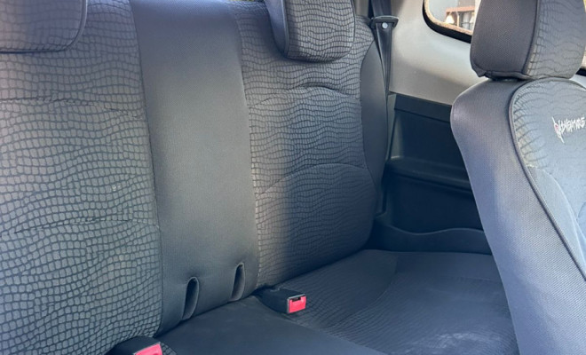 Fiat Strada Adventure1.8/ 1.8 LOCKER Flex CD 2012 Flex-9