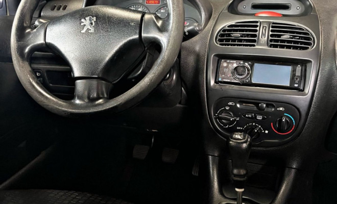 Peugeot 206 Sensation 1.4 Flex 8V 3p 2008 Flex-4