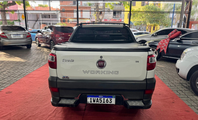 Fiat Strada Working 1.4 mpi Fire Flex 8V CD 2015 Flex-4