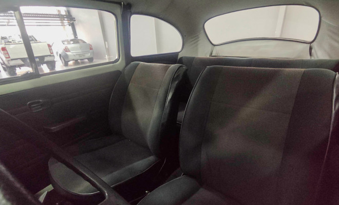 VW - VolksWagen Fusca 1300 1983 Flex-8