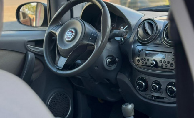Fiat Palio ESSENCE 1.6 Flex 16V 5p 2015 Flex-5