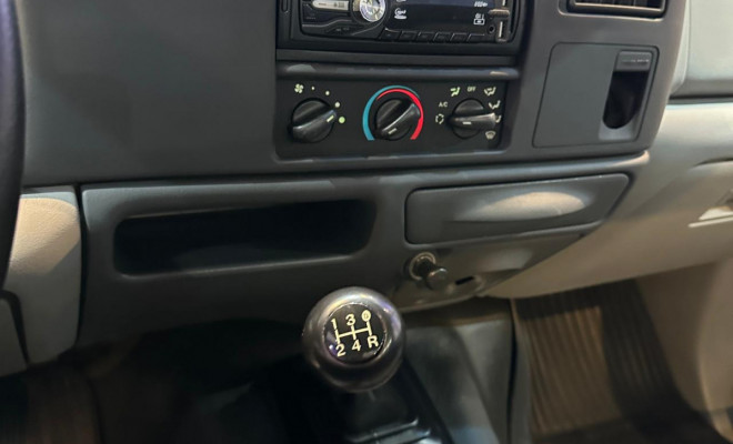 Ford F-250 XL 3.9 4x2 Diesel 2010 Diesel-6