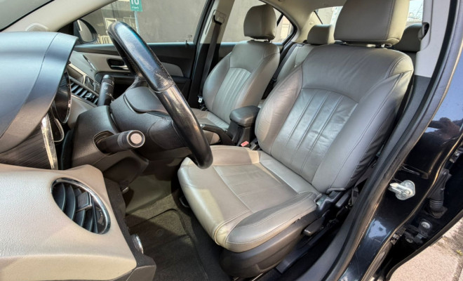 GM - Chevrolet CRUZE LTZ 1.8 16V FlexPower 4p Aut. 2014 Flex-6