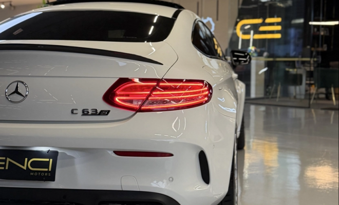 Mercedes-Benz C-63 S Coupe AMG 4.0 V8  Bi-Turbo Aut. 2017 Gasolina-12