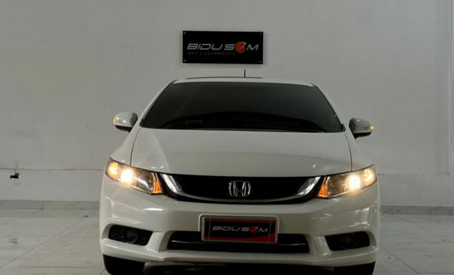 Honda Civic Sedan LXR 2.0 Flexone 16V Aut. 4p 2015 Flex-0