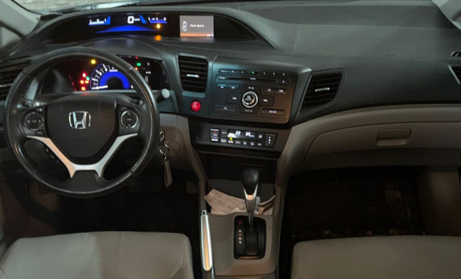 Honda Civic Sedan LXR 2.0 Flexone 16V Aut. 4p 2015 Flex-2