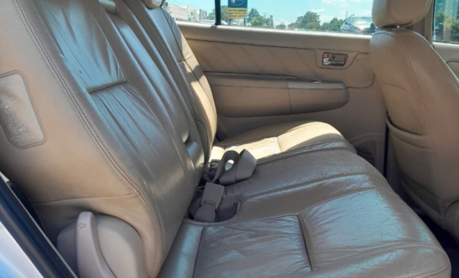 Toyota Hilux SW4 SRV D4-D 4x4 3.0 TDI Dies. Aut 2008 Diesel-11