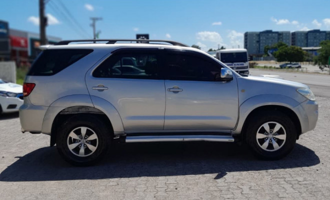 Toyota Hilux SW4 SRV D4-D 4x4 3.0 TDI Dies. Aut 2008 Diesel-3