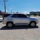 Toyota Hilux SW4 SRV D4-D 4x4 3.0 TDI Dies. Aut 2008 Diesel-3