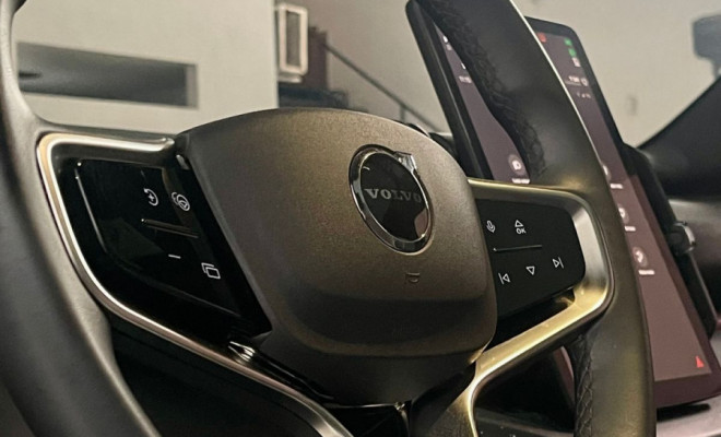 Volvo EX30 E60 Ultra (Elétrico) 2024 Elétrico-3