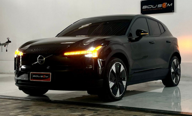 Volvo EX30 E60 Ultra (Elétrico) 2024 Elétrico