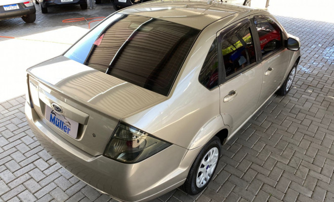 Ford Fiesta Sedan SE 1.6 16V Flex 4p 2011 Flex-9