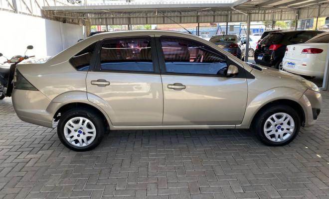 Ford Fiesta Sedan SE 1.6 16V Flex 4p 2011 Flex-3