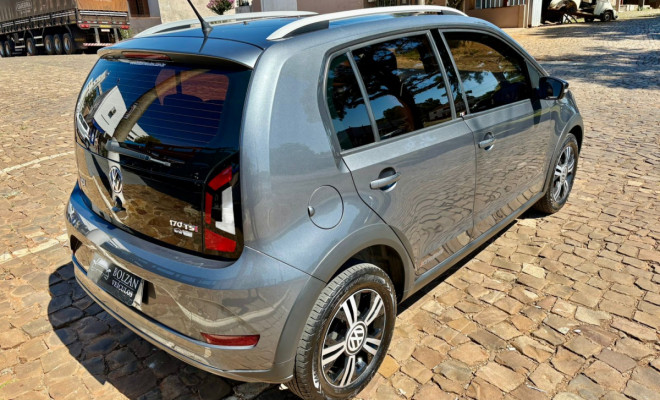 VW - VolksWagen up! Xtreme 1.0 TSI Total Flex 12V 5p 2020 Flex-4