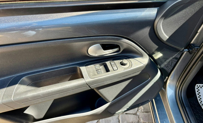 VW - VolksWagen up! Xtreme 1.0 TSI Total Flex 12V 5p 2020 Flex-10