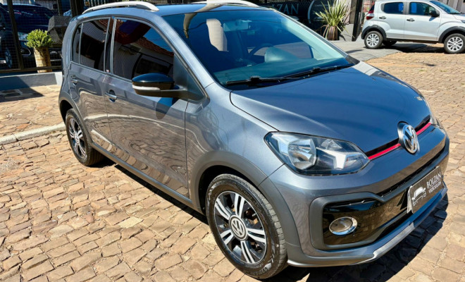 VW - VolksWagen up! Xtreme 1.0 TSI Total Flex 12V 5p 2020 Flex-0