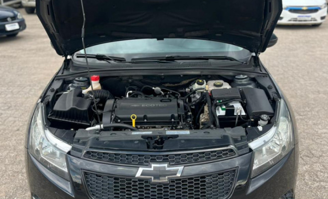 GM - Chevrolet CRUZE HB Sport LT 1.8 16V FlexP. 5p Aut 2013 Flex-11