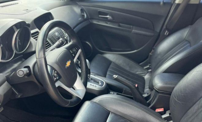 GM - Chevrolet CRUZE HB Sport LT 1.8 16V FlexP. 5p Aut 2013 Flex-7