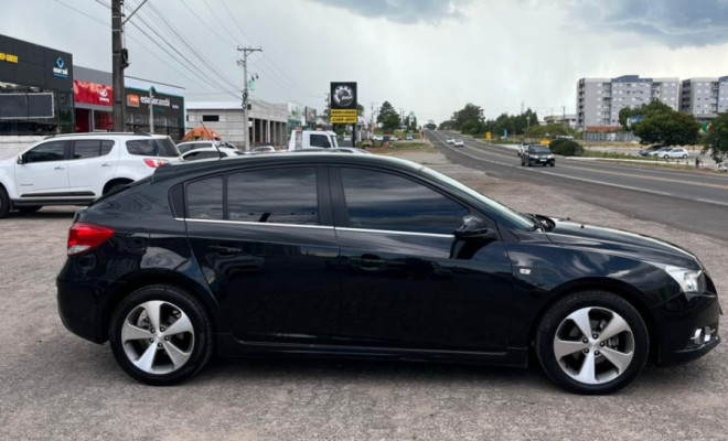 GM - Chevrolet CRUZE HB Sport LT 1.8 16V FlexP. 5p Aut 2013 Flex-3