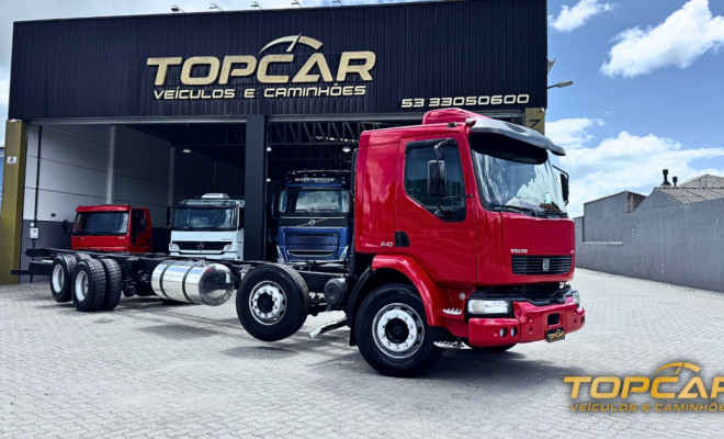 VOLVO VM-23 240 6x2 2p (diesel) 2004 Diesel-0