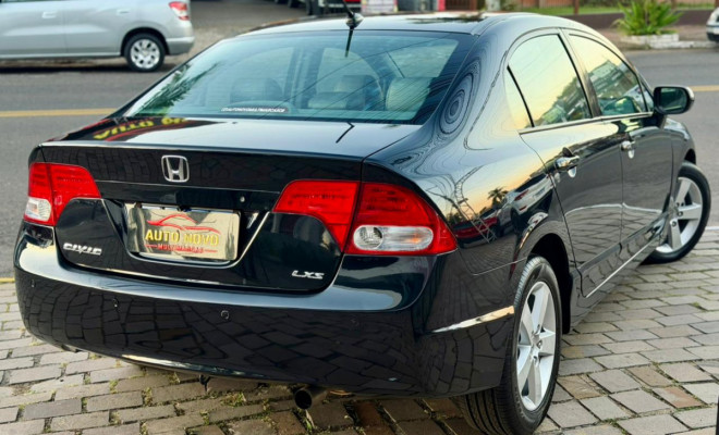 Honda Civic Sedan LXS 1.8/1.8 Flex 16V Aut. 4p 2007 Gasolina-4