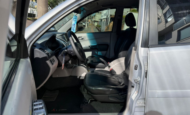 Mitsubishi L200 Triton HPE 3.5 CD V6 24V Flex Aut. 2012 Flex-6