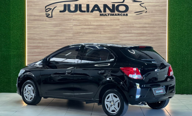 GM - Chevrolet ONIX HATCH LT 1.0 8V FlexPower 5p Mec. 2015 Flex-2