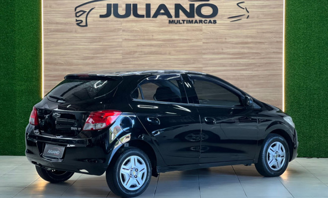 GM - Chevrolet ONIX HATCH LT 1.0 8V FlexPower 5p Mec. 2015 Flex-1