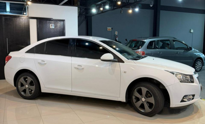 GM - Chevrolet CRUZE LT 1.8 16V FlexPower 4p Aut. 2013 Flex-1