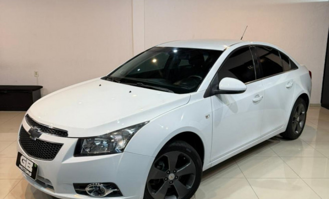 GM - Chevrolet CRUZE LT 1.8 16V FlexPower 4p Aut. 2013 Flex