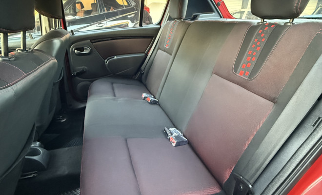 SANDERO STEPWAY Hi-Flex 1.6 16V 2012-5