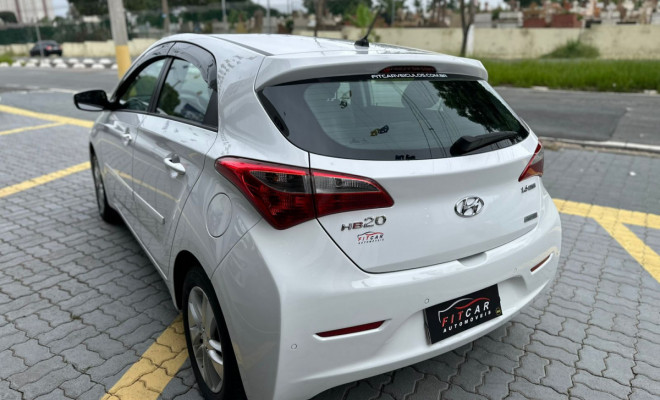 Hyundai HB20 Premium 1.6 Flex 16V Aut. 2014 Flex-1