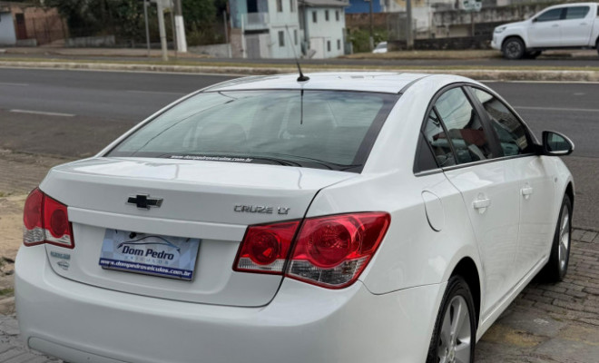 GM - Chevrolet CRUZE LT 1.8 16V FlexPower 4p Aut. 2014 Flex-5