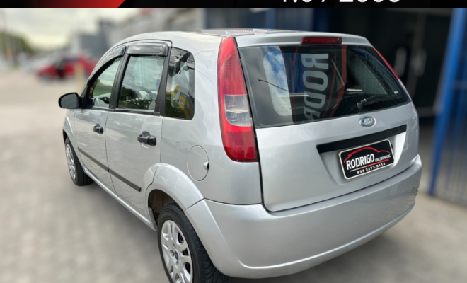 Ford Fiesta Personnalité 1.0 8V 66cv 5p 2006 Gasolina-2