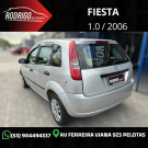 Ford Fiesta Personnalité 1.0 8V 66cv 5p 2006 Gasolina-2