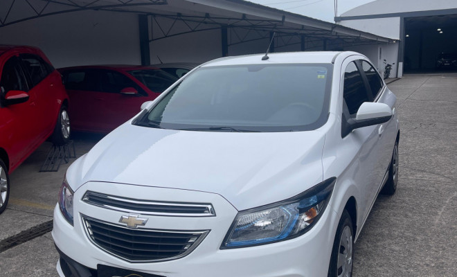 ONIX HATCH LT 1.4 8V FlexPower 5p Mec. 2015 (ÚNICO DONO)