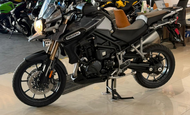 TRIUMPH TIGER 1200 EXPLORER 2013 Gasolina-1