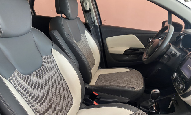Renault CAPTUR Intense 1.6 Aut 2018-9