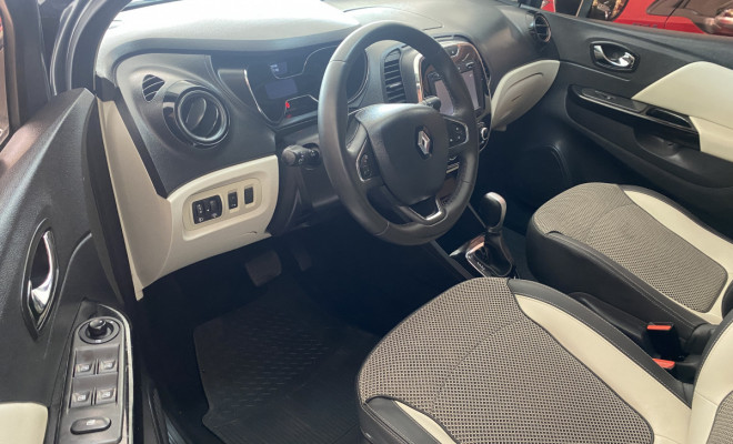 Renault CAPTUR Intense 1.6 Aut 2018-5