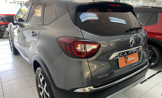 Renault CAPTUR Intense 1.6 Aut 2018-2
