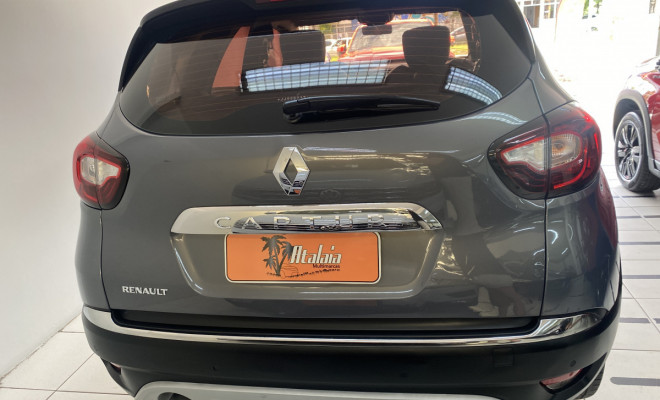 Renault CAPTUR Intense 1.6 Aut 2018-3