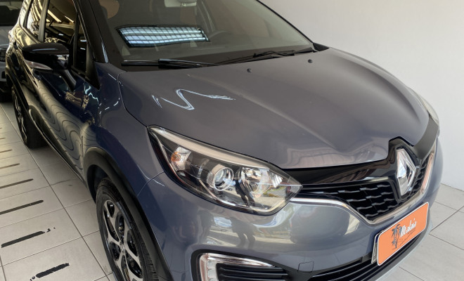 Renault CAPTUR Intense 1.6 Aut 2018-1