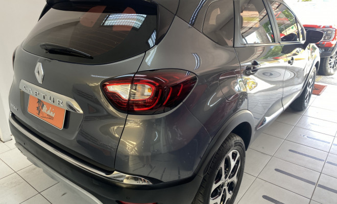 Renault CAPTUR Intense 1.6 Aut 2018-4