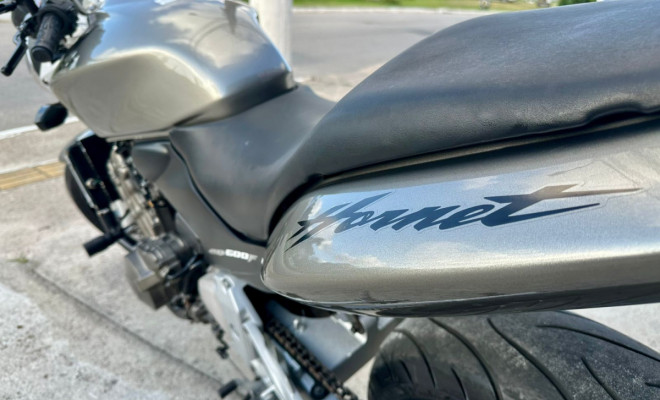 HONDA CB 600F HORNET - 2005-3
